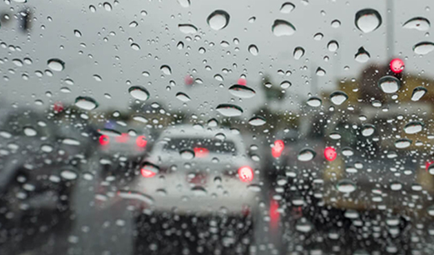 أصلح مساحات سيارتك.. درجات الحرارة تواصل الانخفاض وتزايد احتمالات تساقط الأمطار 