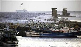 غلق بوغازي ميناء الإسكندرية والدخيلة نظراً لسوء الأحوال الجومائية