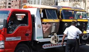 6 مركبات بدون لوحات وحجز 16 توك توك في حملة مرورية بالقاهرة