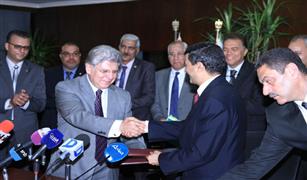 وزير النقل يشهد توقيع برتوكول تعاون بين وزارة النقل والغرفة التجارية الكندية في مصر
