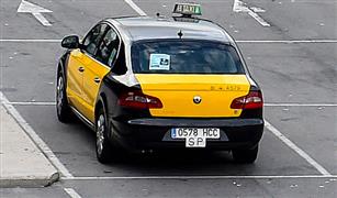 سيارات الأجرة المجانية في إسبانيا تساهم في مكافحة كورونا