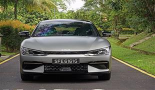 كيا تكشف الستار عن سيارتها الكهربائية الجديدة في سنغافورة