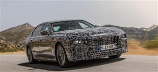 «BMW» تستعد للكشف عن i7 M50 الكهربائية الفاخرة