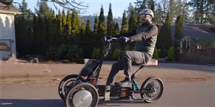 تتغلب على مشكلات المنعطفات.. دراجة كهربائية جديدة ثلاثية العجلات وذاتية الشحن 