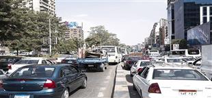 «النشرة المرورية»: تكدس للسيارات بشارع الهرم وكوبرى ١٥ مايو 