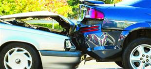 كيف تضمن حقك في التأمين عند وقوع حادث لسيارتك؟