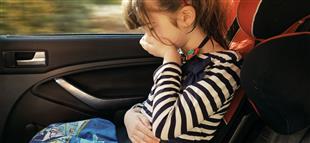 هل يعاني أطفالك من دوار ركوب السيارة؟ .. هذه أسبابه وطريقة علاجه السهلة