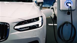 إقبال متزايد على شراء السيارات الكهربائية في الاردن