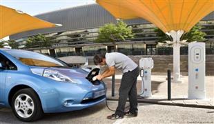 نيسان تستهدف توحيد أسعار سيارات البنزين والسيارات الهجين بحلول 2026