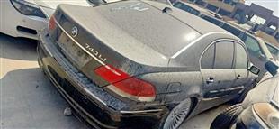 شاهد بالصور.. سيارات للبيع من مصادرات الجمارك في مزاد مطار القاهرة