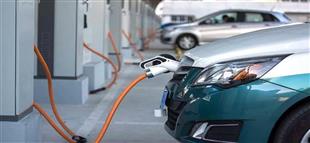 رابطة السيارات البريطانية تطالب بإعفاءات ضريبية لتشجيع المستهلكين على شراء السيارات الكهربائية